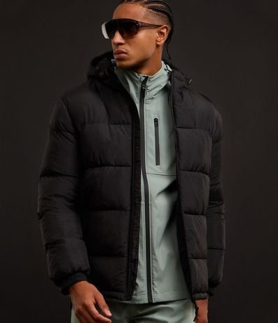 Campera Deportiva Resistente a Agua y con Capucha 4