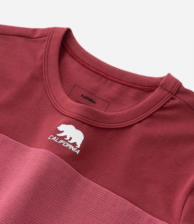 Remera Infantil con Estampa California y Recortes Texturizados - Talle 5 a 14 años 3