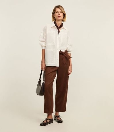 Pantalón Recto Cintura Alta en Gamuza con Cinturón de Tejido