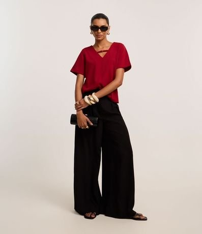 Blusa en Crepé con Hebilla en el Cuello V 2