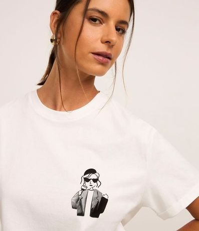 Blusa en Algodón con Muñeca de Boina Bordada