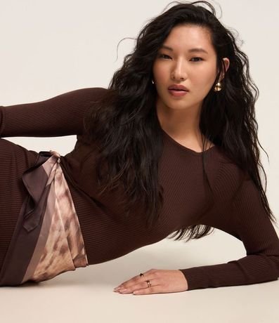 Vestido Midi de Punto Ajustado y con Cuello Barco 5