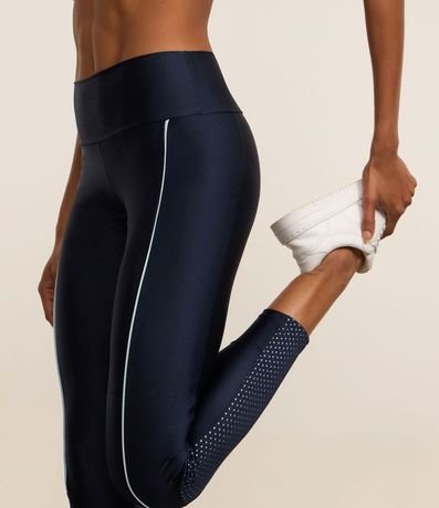 Pantalón Legging Deportiva en Microfibra con Detalle en Tela 4