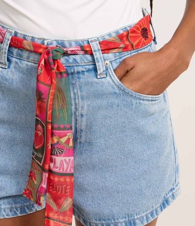 Short Slim en Jeans con Pañuelo Estampado 4