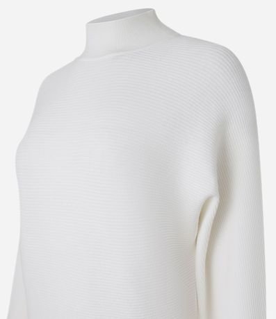 Blusa en Punto Canelado con Cuello Alto 6