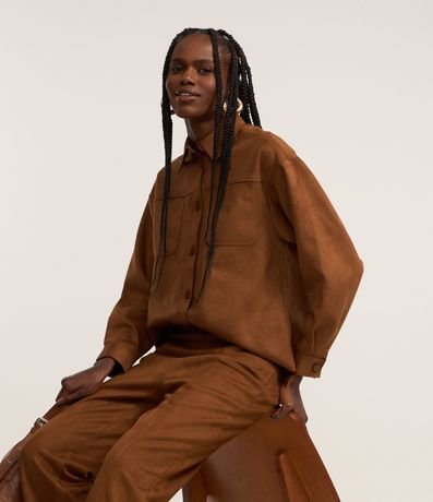 Camisa en Gamuza con Bolsillos y Botones Delanteros