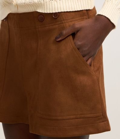 Short Regular en Gamuza con Botones Aplicados y Cintura Alta 4