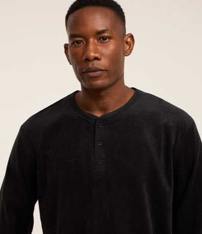 Camisa de Pijama en Plush con Botones 4