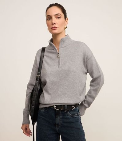 Suéter en Punto con Cremallera en Cuello Alto y Brillos Aplicados 2