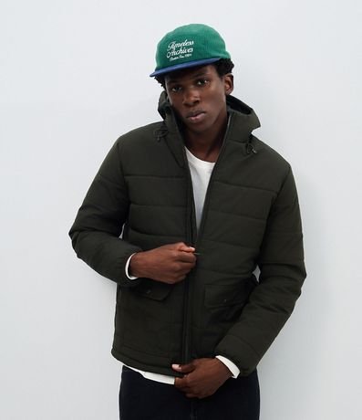 Campera Puffer con Capucha y Bolsillos Cargo 3