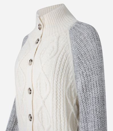 Cardigan en Punto con Abotonado Delantero y Mangas Contrastantes 7
