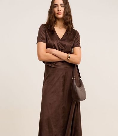 Pollera Evasê New Midi en Gamuza con Recortes y Cintura Alta 2