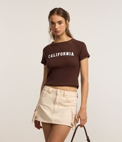 Pollera corta en Sarga con Bolsos Cargo y Fivelas 2