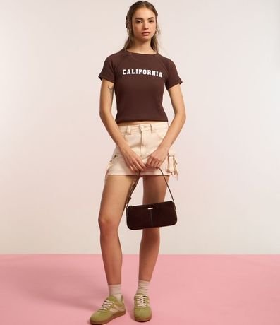 Pollera corta en Sarga con Bolsos Cargo y Fivelas 5