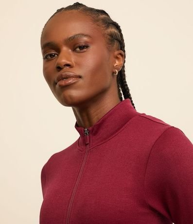 Campera Deportiva Seamless con Cuello Alto 4