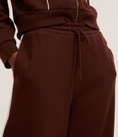 Pantalón Recto Sastrería con Raya Lateral 4