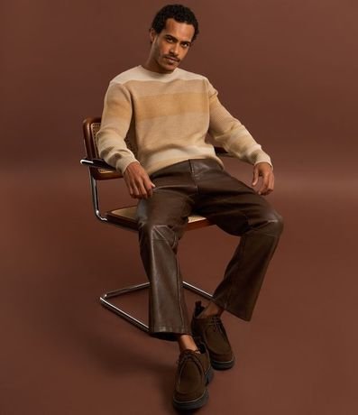 Suéter en Punto con Cuello Redondo y Estampa Blocada 4