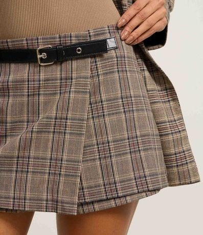 Short Pollera en Sastrería de Cuadros con Cinturón y Hebilla 4