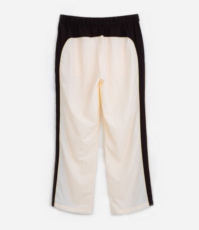 Pantalón Deportivo en Poliamida con Cintura Elástica y Detalles Contrastantes 4