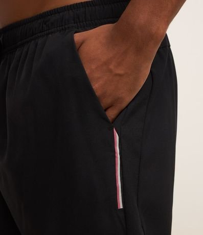 Bermuda Deportiva con Laser Cut y Print Lateral 3