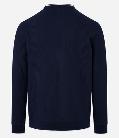 Remera Regular con Textura Vertical y Cuello Contrastante 2