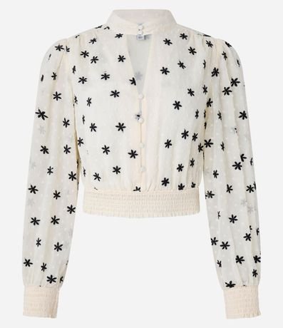 Blusa en Chiffon con Cuello Alto y Bordados de Flores 5