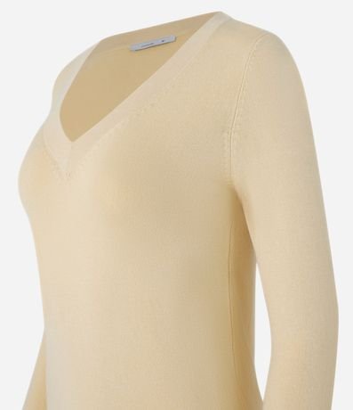 Suéter en Punto con Escote V 6