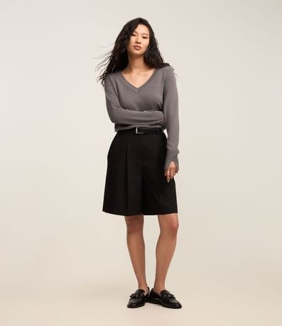 Suéter en Punto con Escote V 2