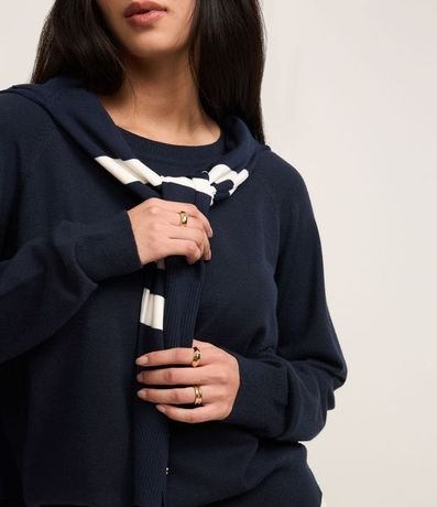 Suéter en Punto con Cuello Redondo 3