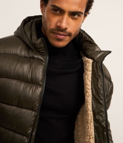 Campera Puffer en Poliamida con Gajos y Forro de Sherpa 4