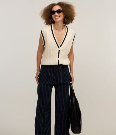 Pantalón Recto en Sastrería con Cintura Alta y Medio Cinturón 2