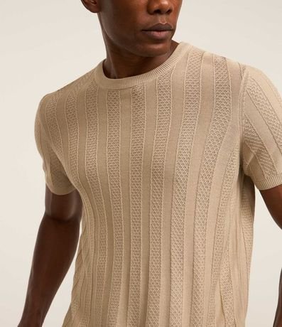 Remera en Viscosa con Rayas en Relieve 3