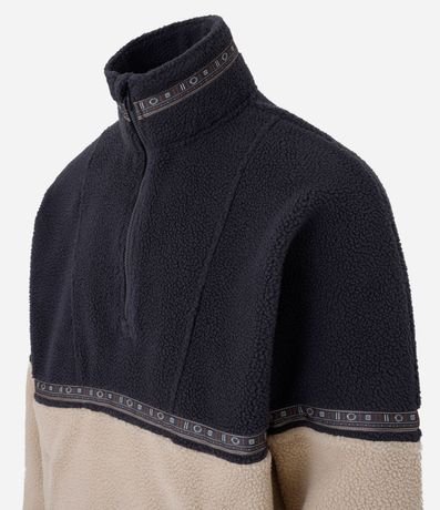 Saco en Sherpa con Raya Estampada en Bloques de Color 7