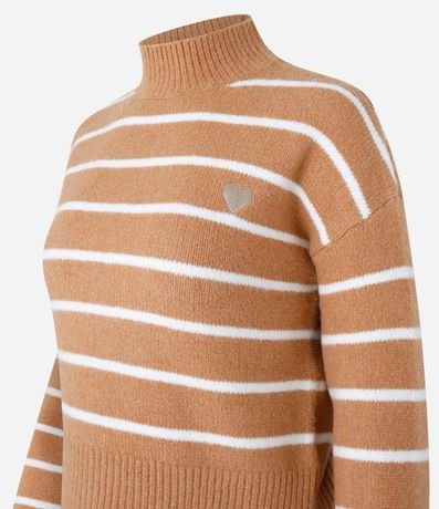 Suéter Listrado en Punto con Cuello Alto y Bordado de Corazón 6