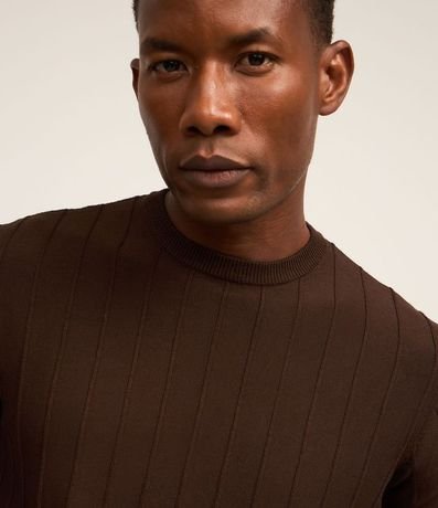 Remera Manga Corta en Viscosa Texturizada 4