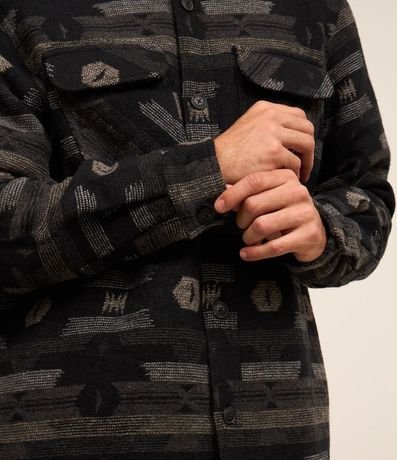 Campera Oversized en Sherpa con Estampa Étnica 4
