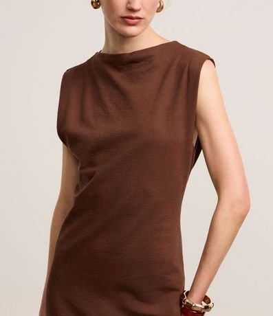 Vestido Midi Texturizado con Drapeado Lateral 4