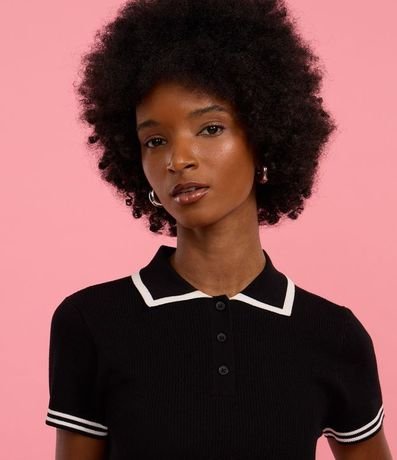 Blusa en Punto con Cuello Polo Rayas en las Mangas 5