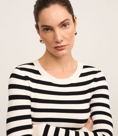 Suéter Rayado de Punto con Cuello Redondo 6