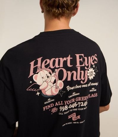 Remera Oversized en Malla con Estampa Lettering con Oso Cupido