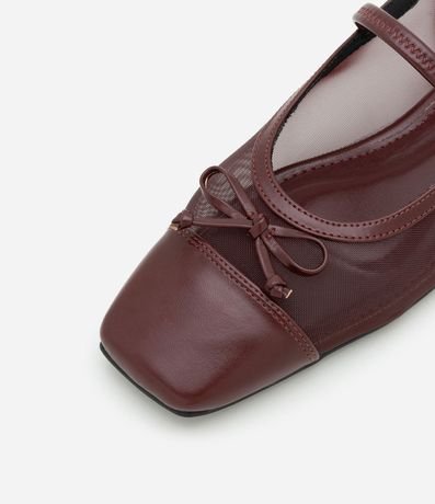 Zapatilla en PU con Puntera Cuadrada y Detalle con Transparencia 5