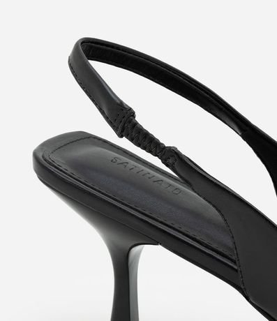 Tacones Slingback en Barniz con Taco Fino 4