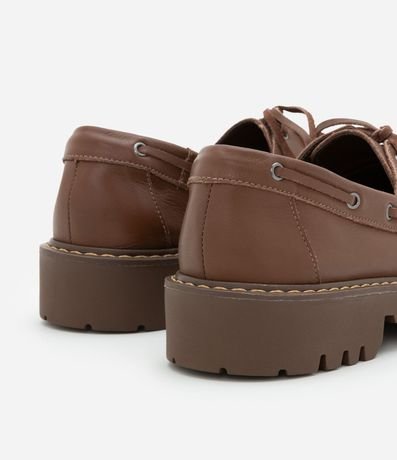 Zapato Dockside en Cuero con Suela track y Detalle de Ojale 6