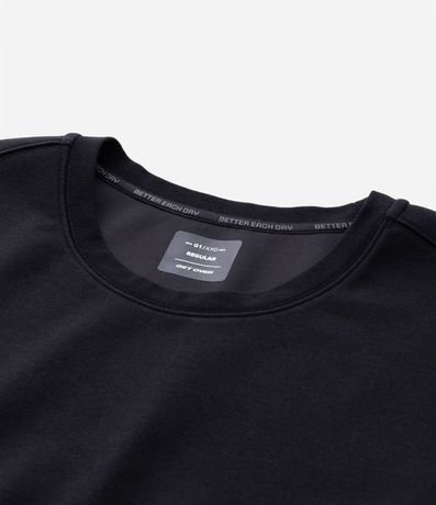 Buzo Deportivo con Etiqueta Aplicada 8