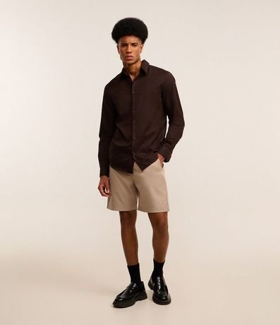 Camisa Regular en Sarga con Abotonado 4