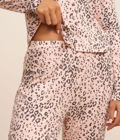 Pijama Largo en Peach Touch con Estampa Animal Print Leopardo y Botones 3
