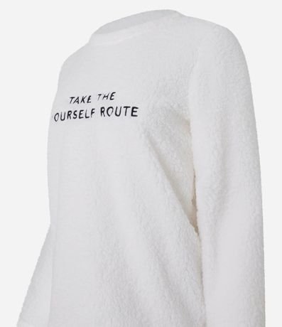 Pijama Largo en Sherpa Estampado de Leopardo y con Bordado 6