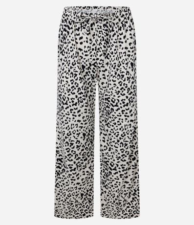 Pijama Largo en Sherpa Estampado de Leopardo y con Bordado 8
