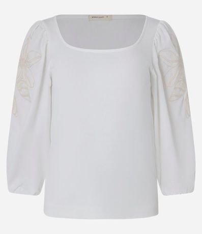 Blusa en Rib con Bordado Floral