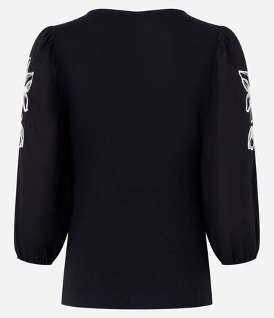 Blusa en Rib con Bordado Floral 3